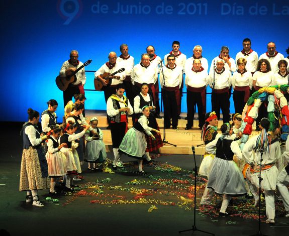 II Gala del Folclore de La Rioja (III)-43